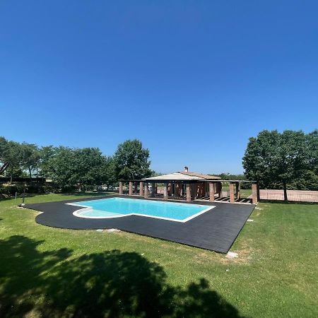ארצו Casa Vacanza Villaggio Poggio Rosso מראה חיצוני תמונה
