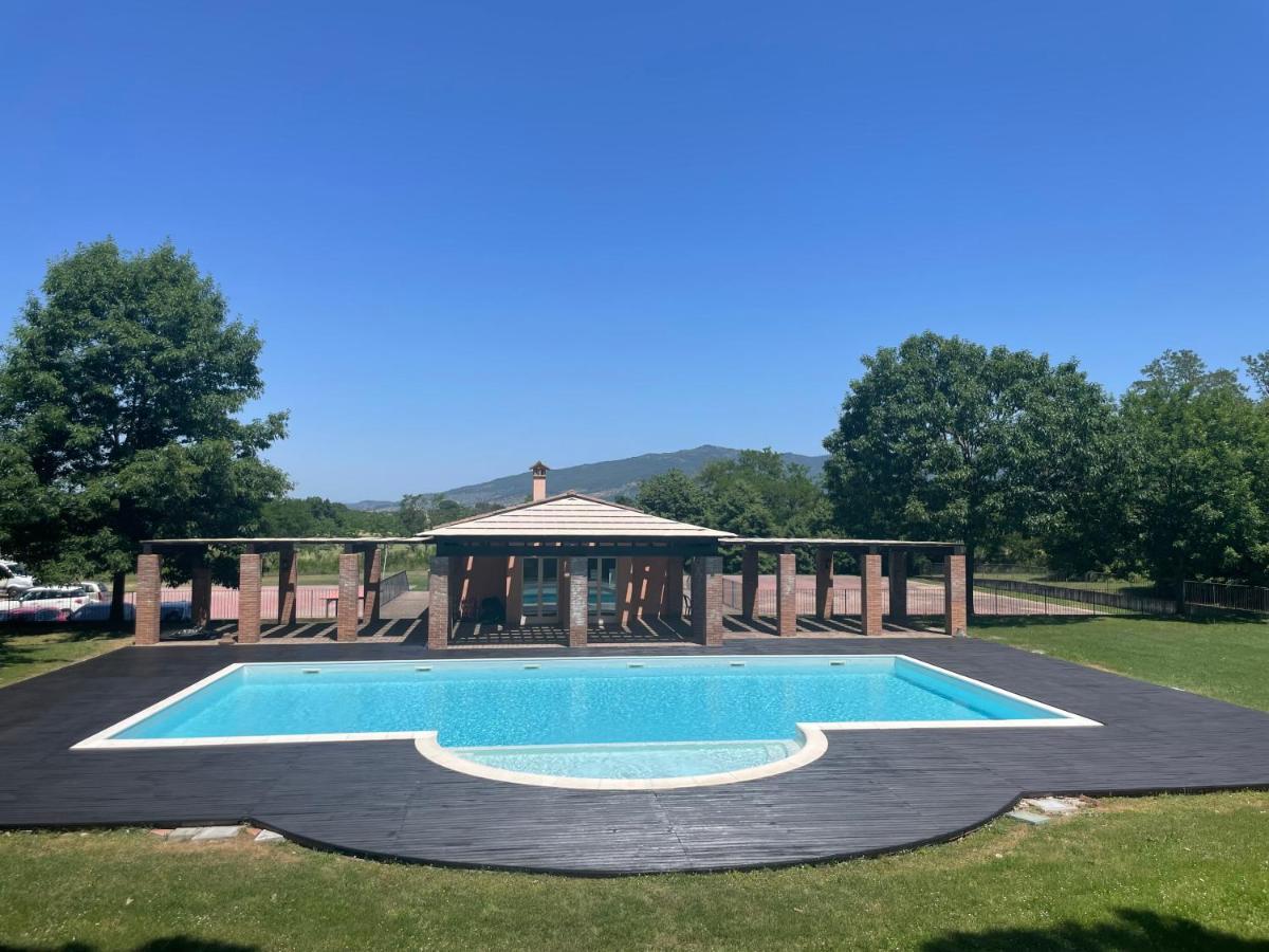 ארצו Casa Vacanza Villaggio Poggio Rosso מראה חיצוני תמונה